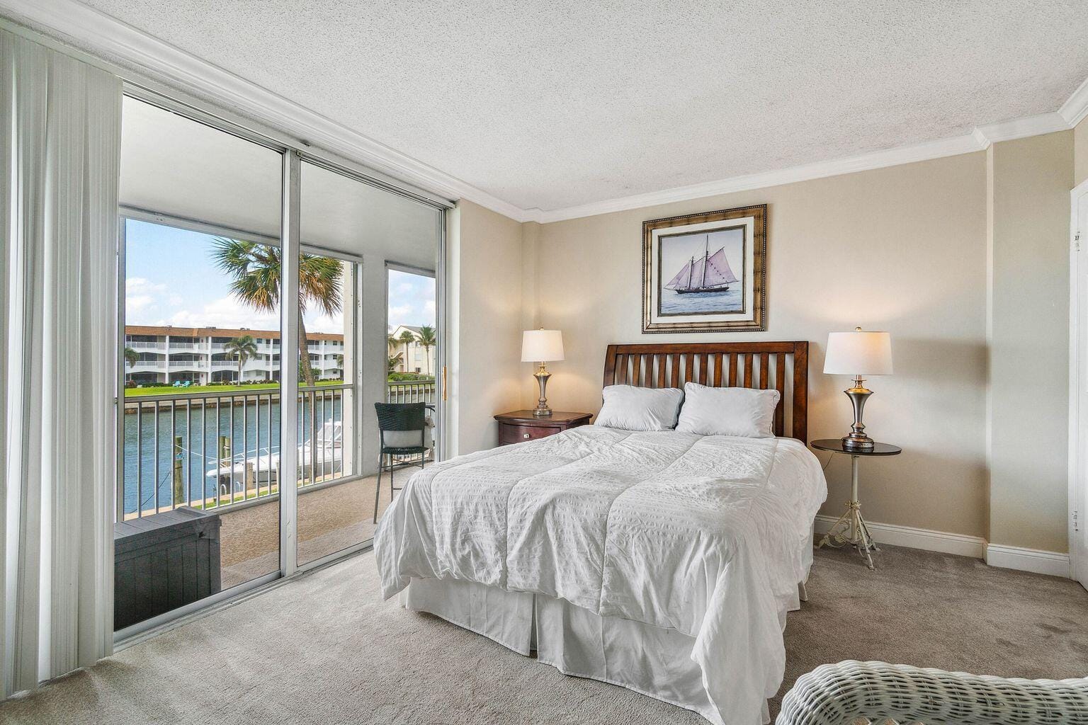 100 PARADISE HARBOUR Boulevard 208, North Palm Beach, FL 33408 photo 13