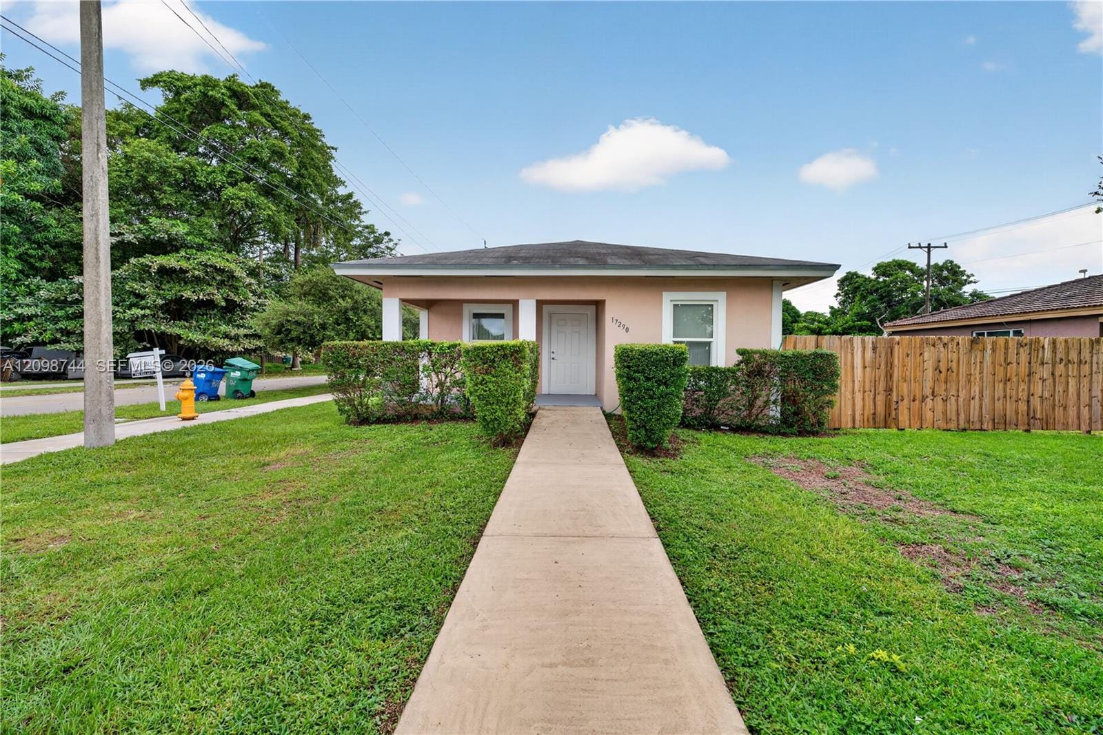 17290 SW 103rd Avenue, Miami, FL 33157