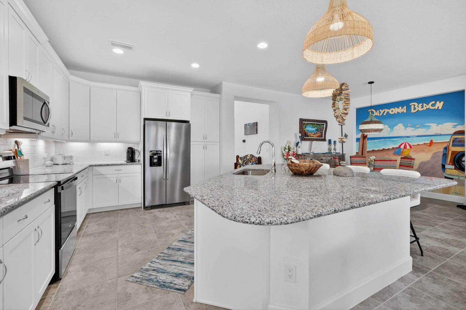 768 MARGARITAVILLE Avenue, Daytona Beach, FL 32124 photo 19