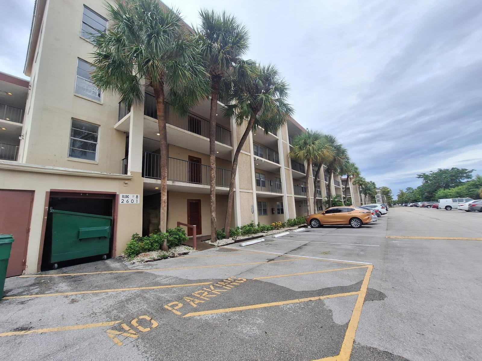 2601 NW 48TH Terrace 345, Lauderdale Lakes, FL 33313 photo 4