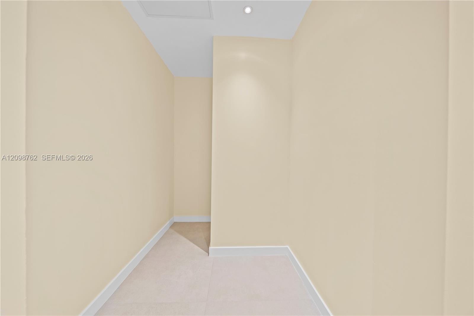 1400 NE 191st Street 305, Miami, FL 33179 photo 13