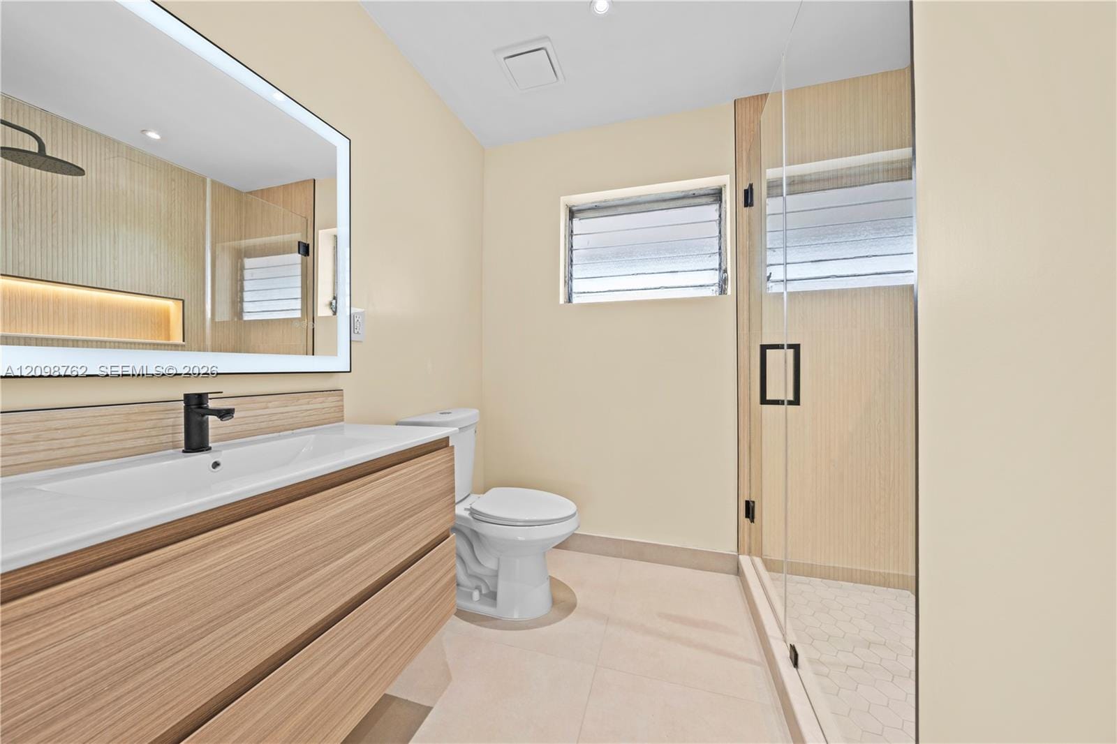 1400 NE 191st Street 305, Miami, FL 33179 photo 14