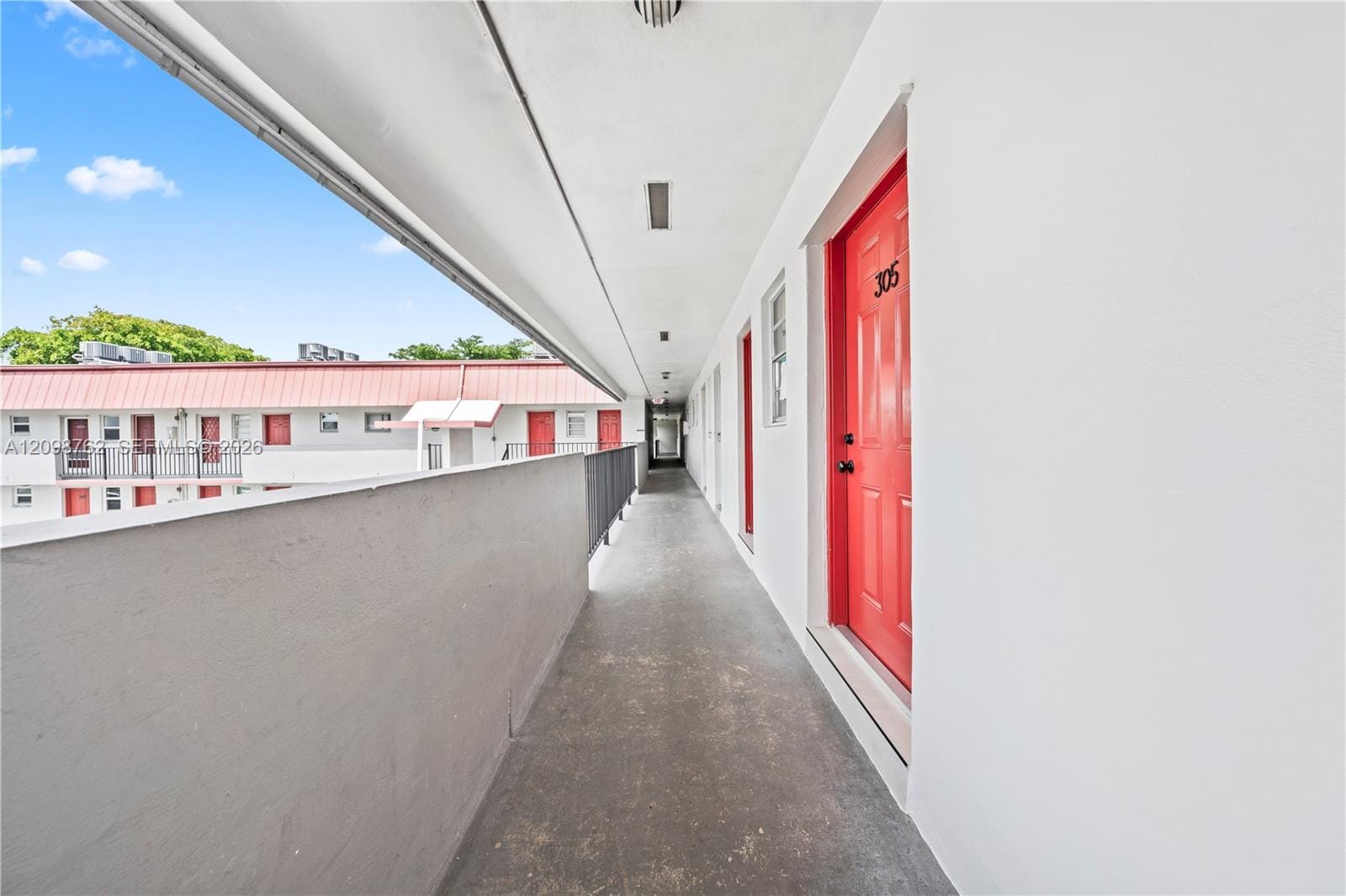 1400 NE 191st Street 305, Miami, FL 33179 photo 20