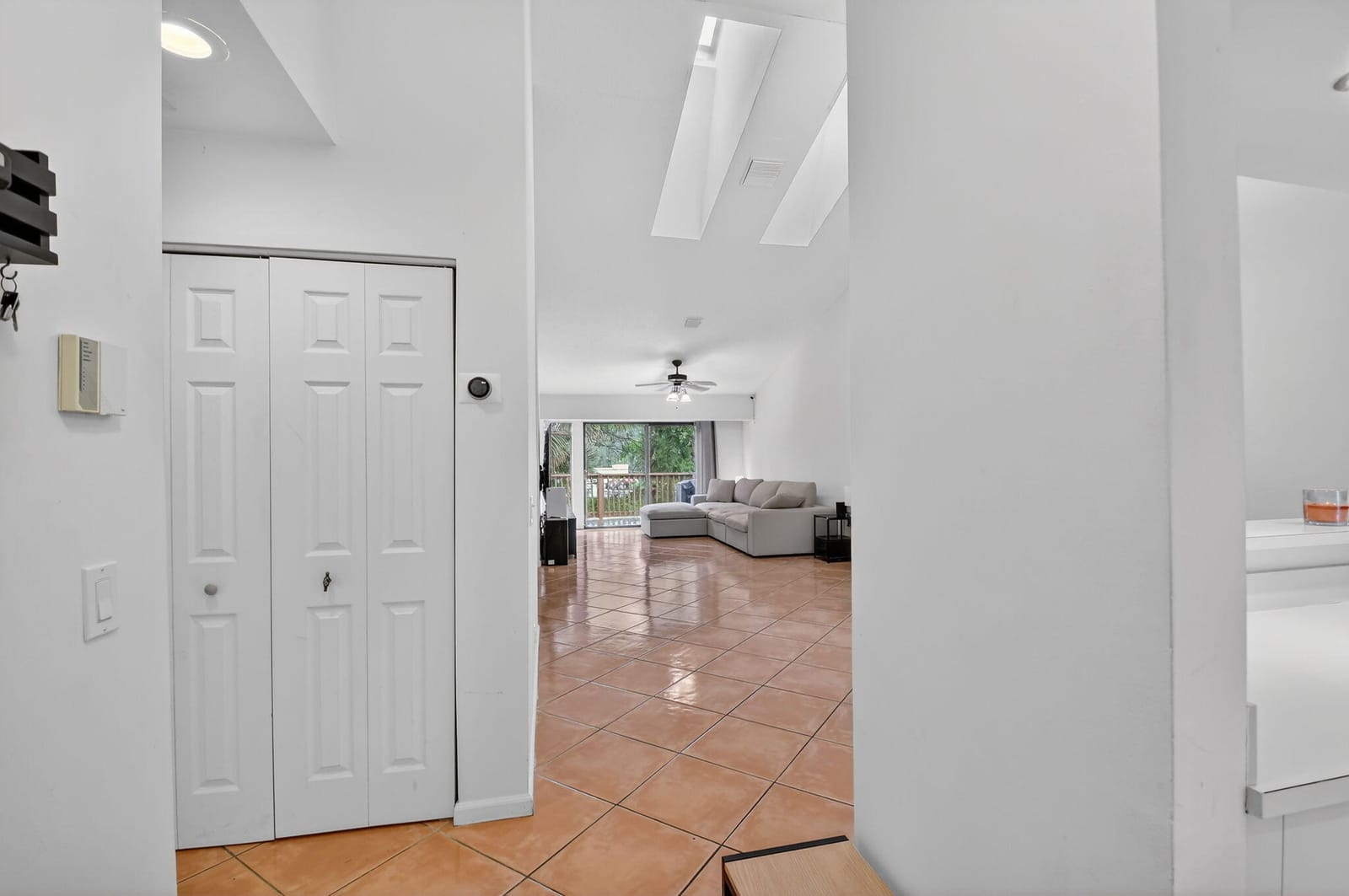 2303 Landings Boulevard — photo 4