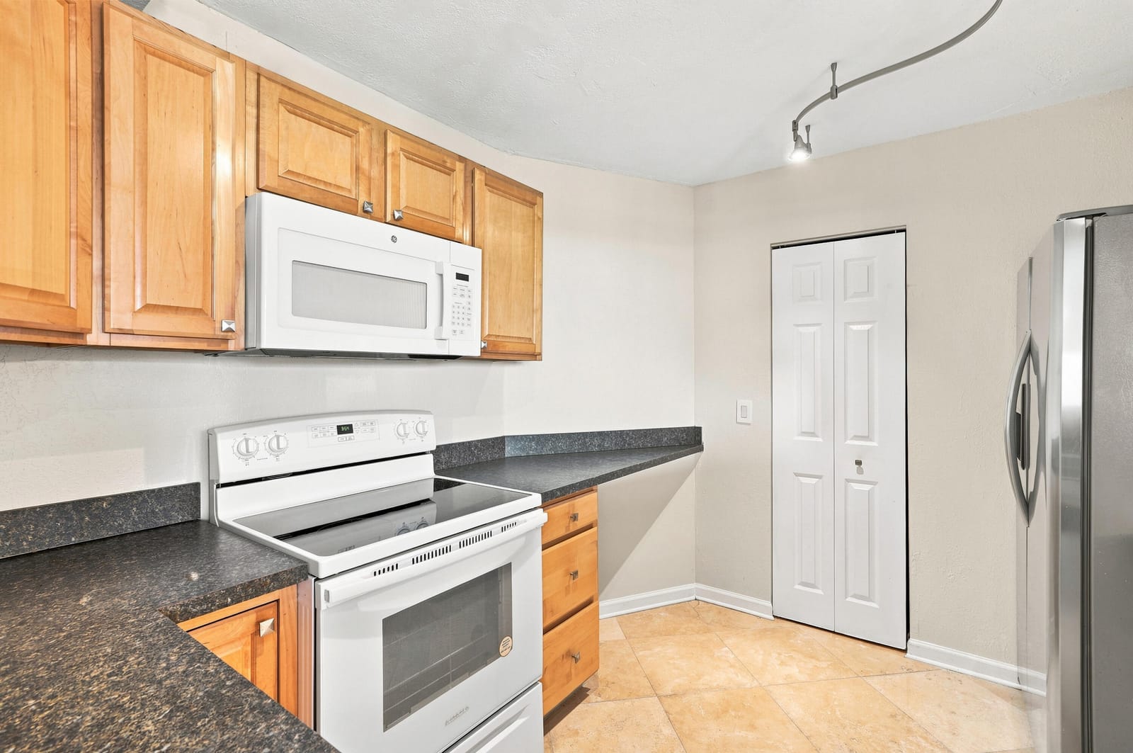 1301 RIVER REACH Drive 514, Fort Lauderdale, FL 33315 photo 14