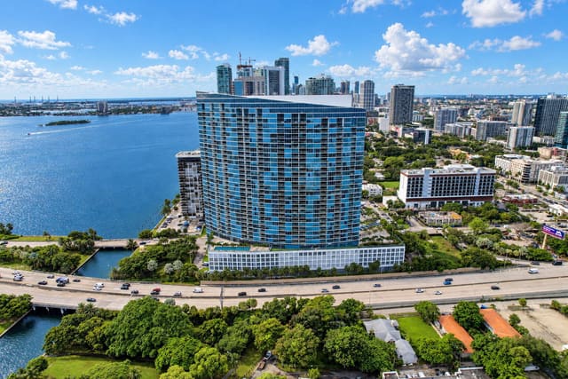 601 NE 36TH Street 1008, Miami, FL 33137