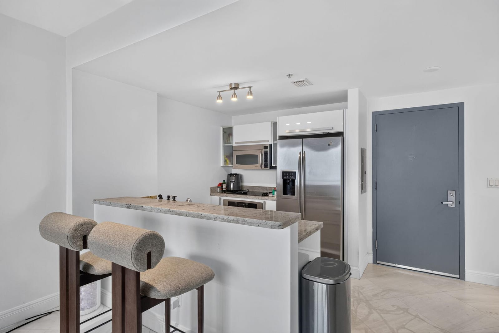 601 NE 36TH Street 1008, Miami, FL 33137 photo 6