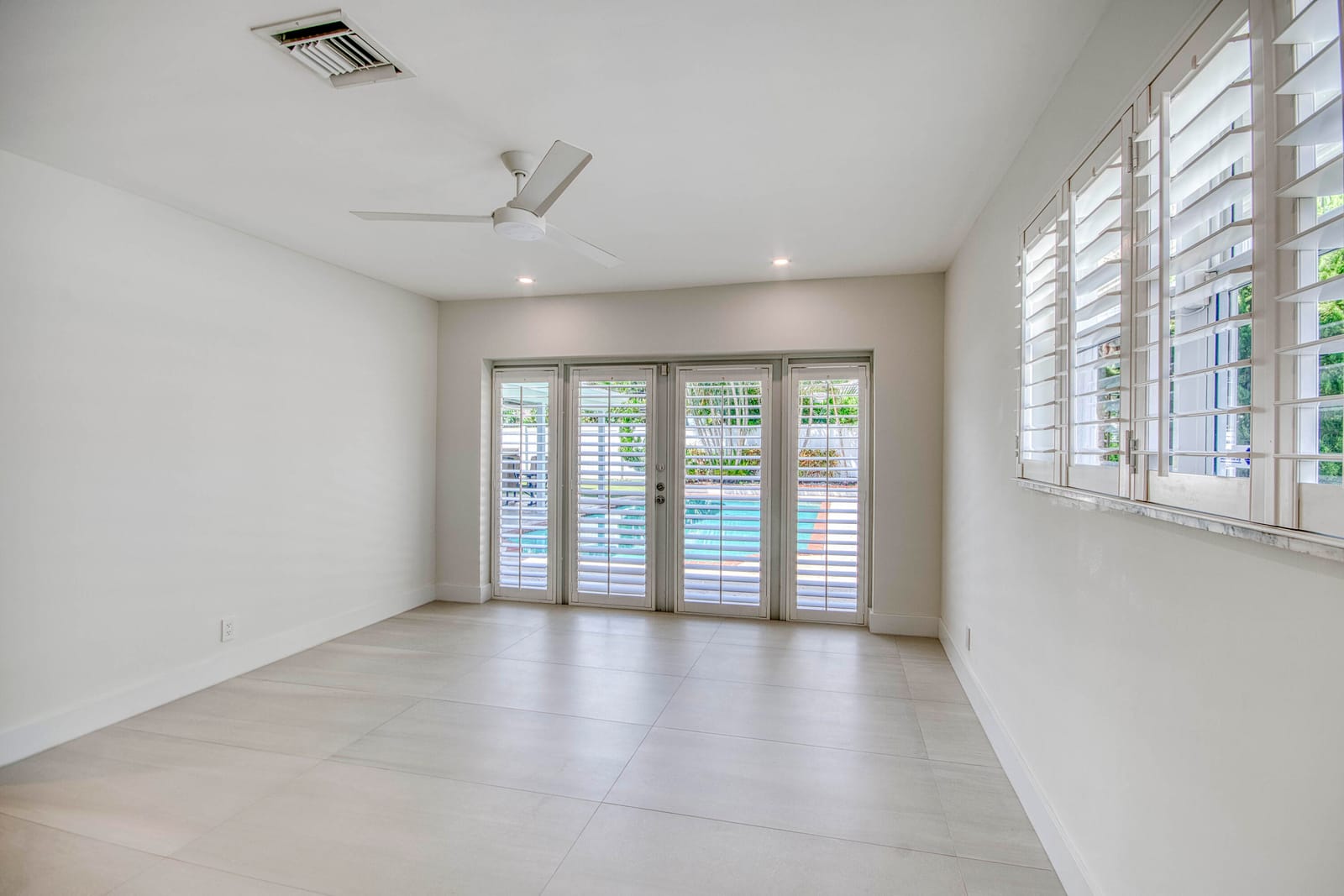 1123 SE 14th Avenue, Deerfield Beach, FL 33441 photo 12