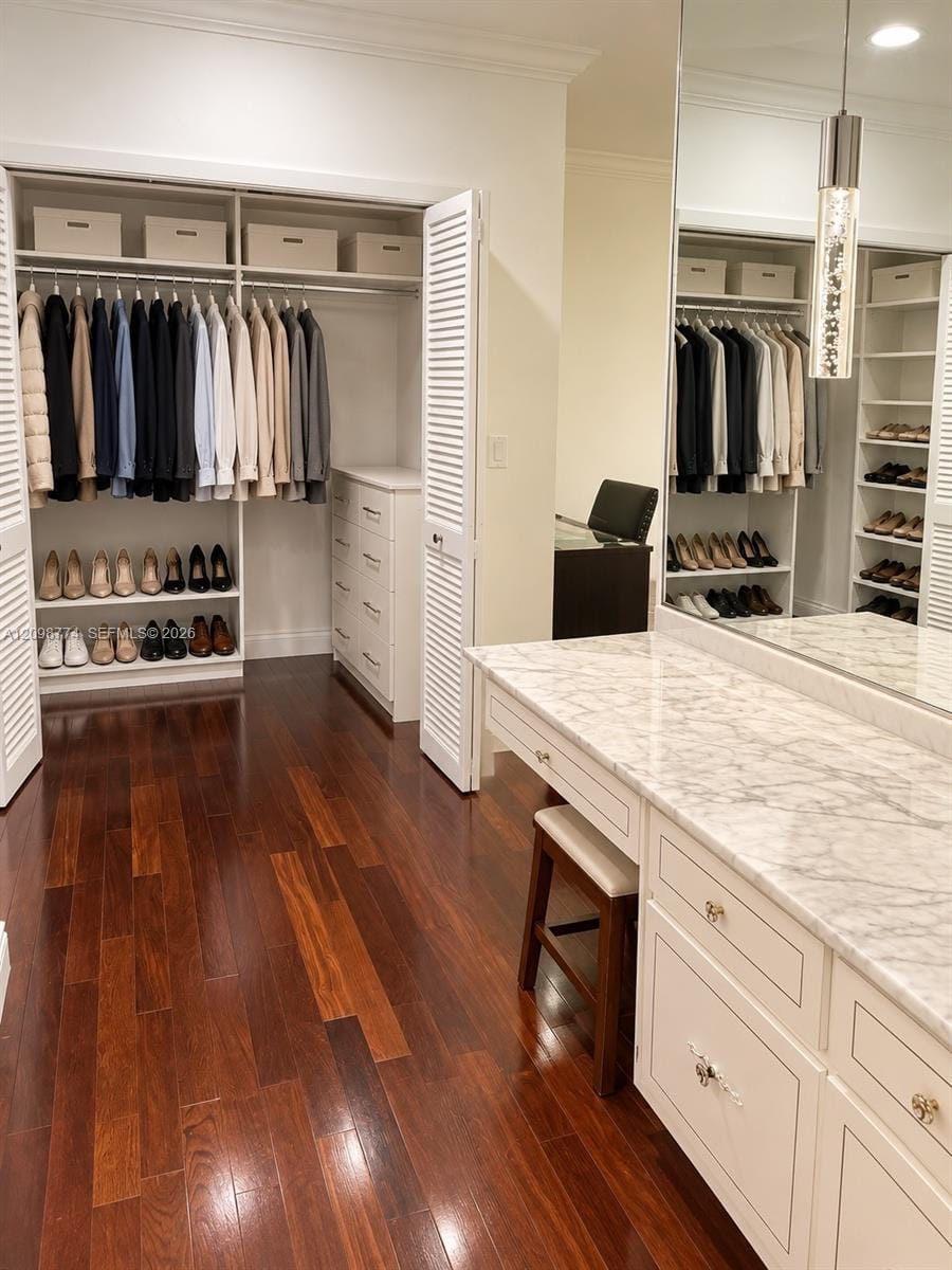 19265 E Saint Andrews Drive, Hialeah, FL 33015 photo 14
