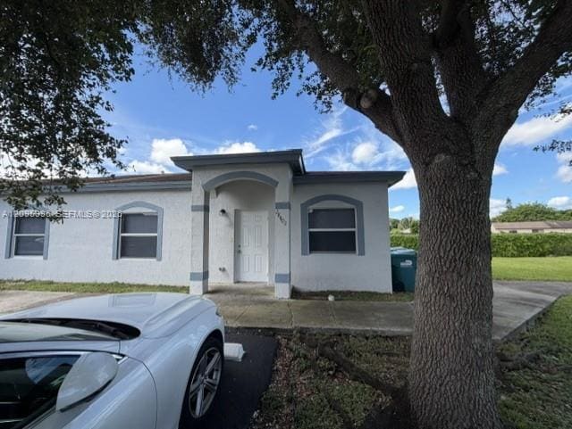 28402 SW 141st Place, Homestead, FL 33033