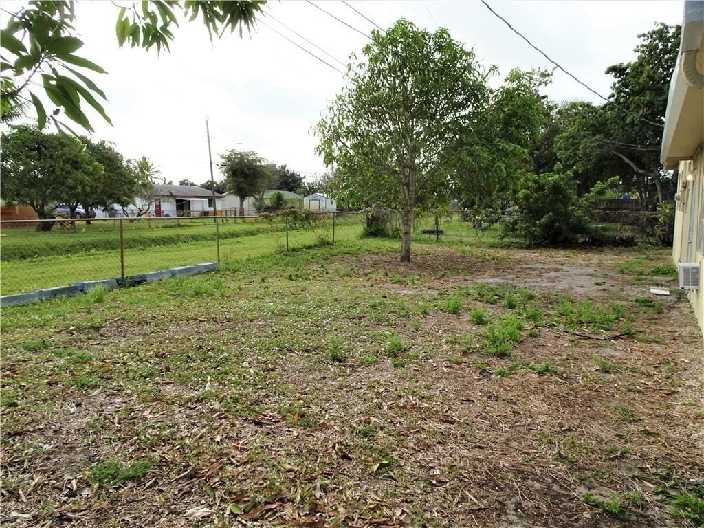 2230 AVENUE H W, Riviera Beach, FL 33404 photo 24