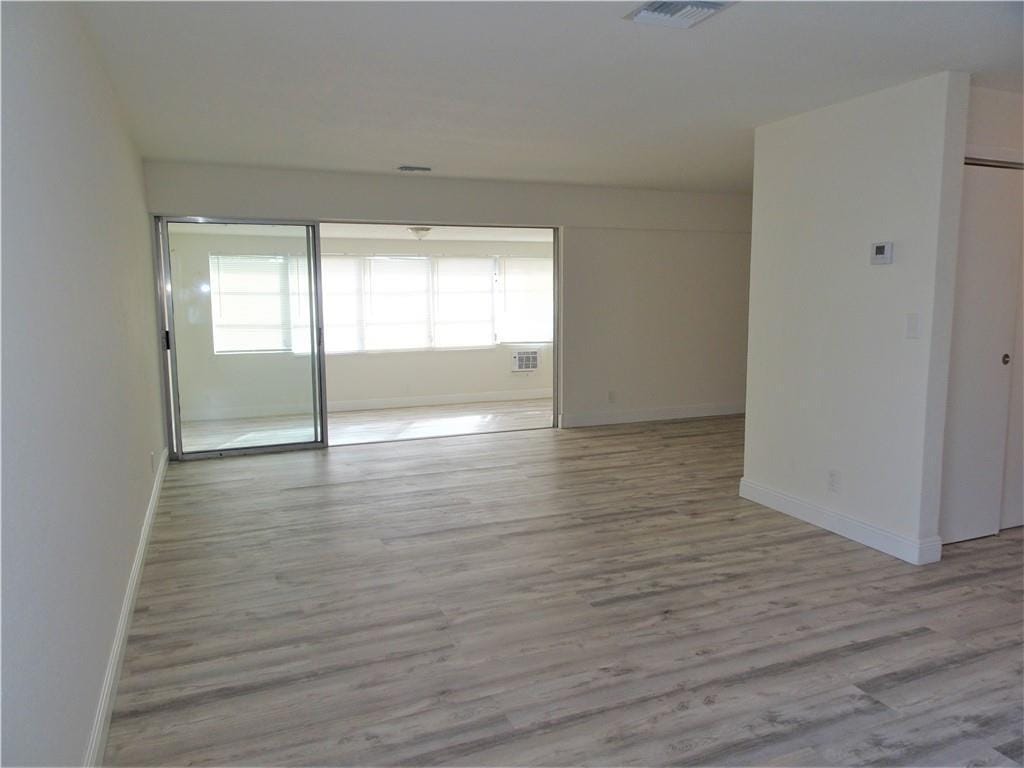 2230 AVENUE H W, Riviera Beach, FL 33404 photo 5