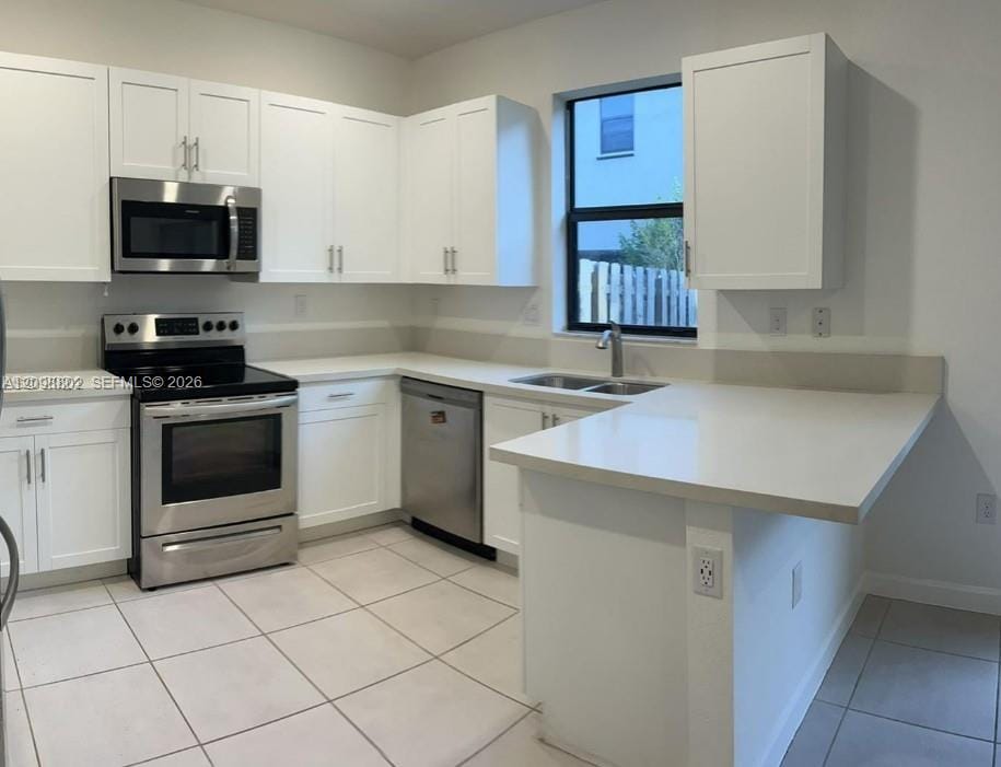 399 NE 211th Terrace, Miami, FL 33179 photo 2