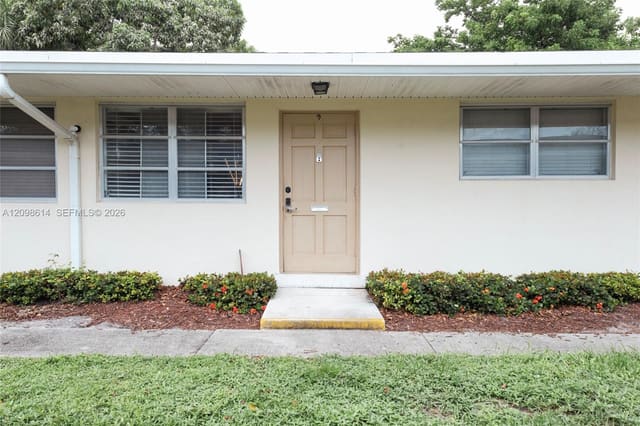 2236 Taylor Street 9, Hollywood, FL 33020