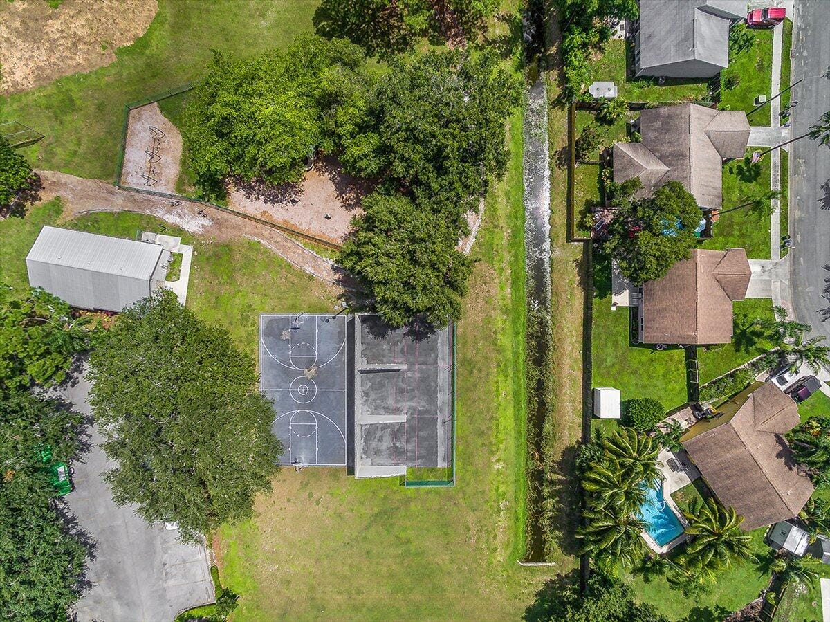 258 PALMETTO Court, Jupiter, FL 33458 photo 21