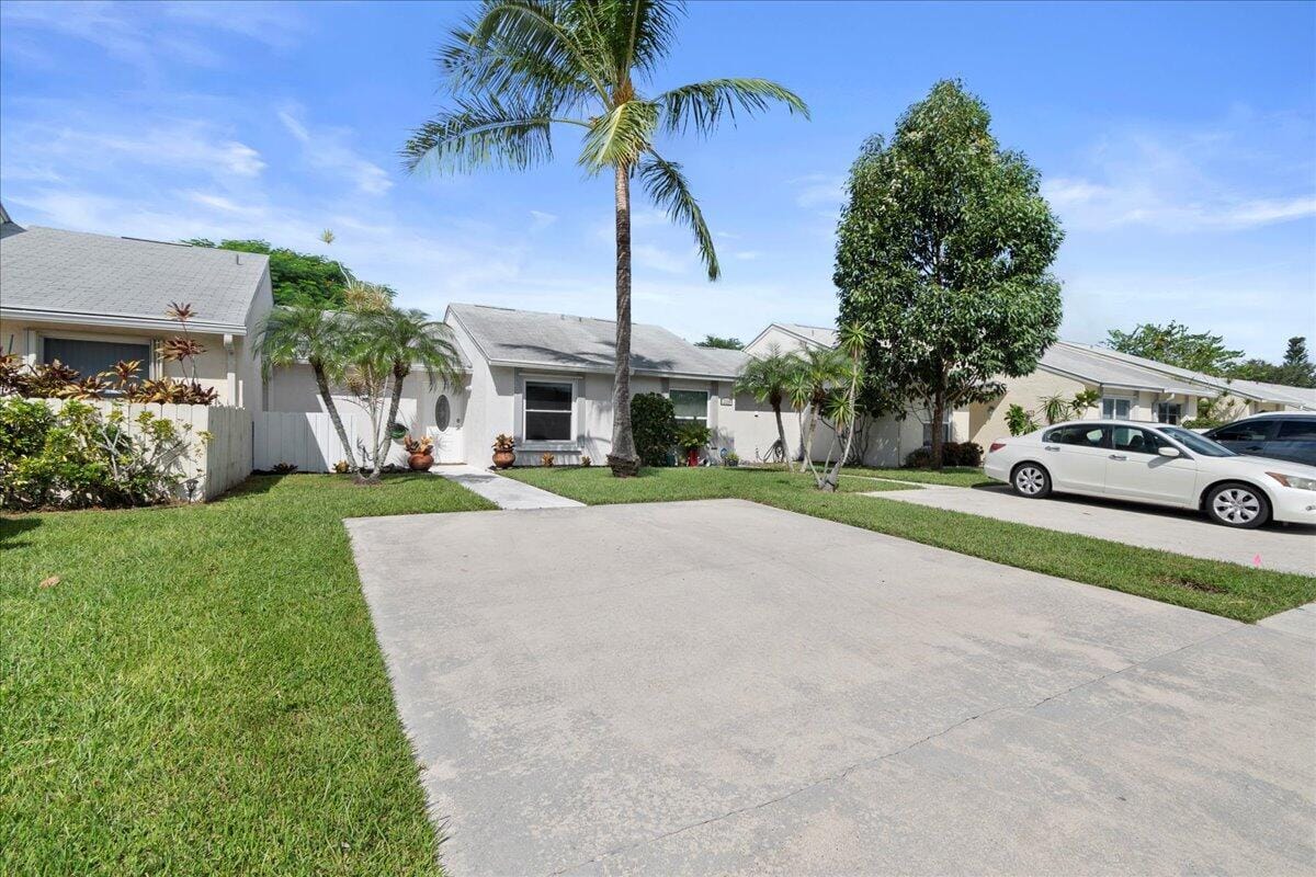 258 PALMETTO Court, Jupiter, FL 33458 photo 23