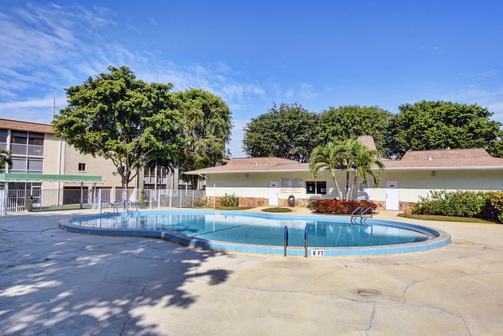 400 Village Green Circle W 212, Palm Springs, FL 33461 photo 27