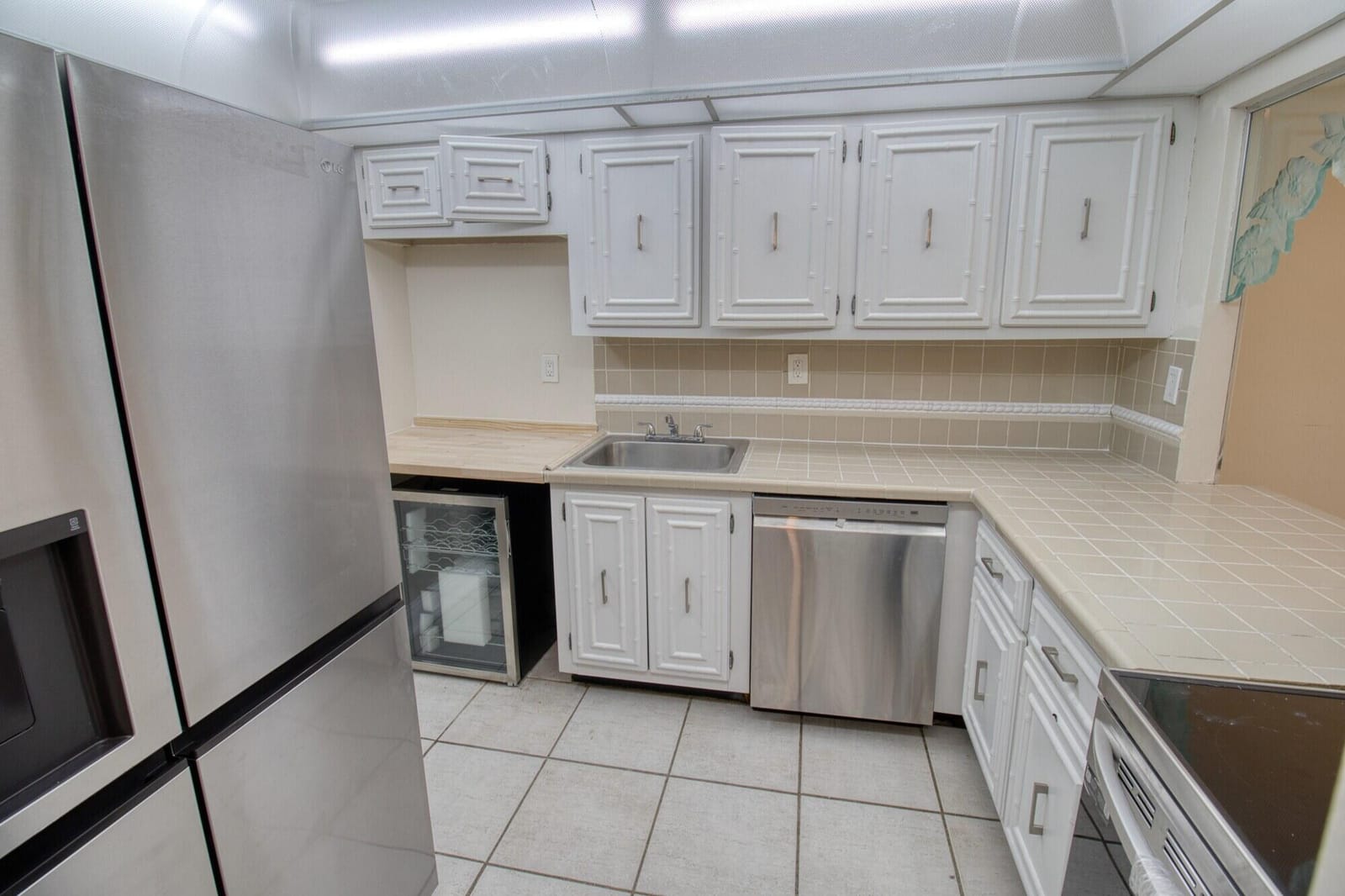 800 PARKVIEW Drive 826, Hallandale Beach, FL 33009 photo 12