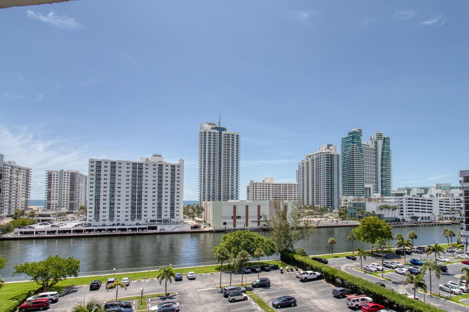 800 PARKVIEW Drive 826, Hallandale Beach, FL 33009 photo 24