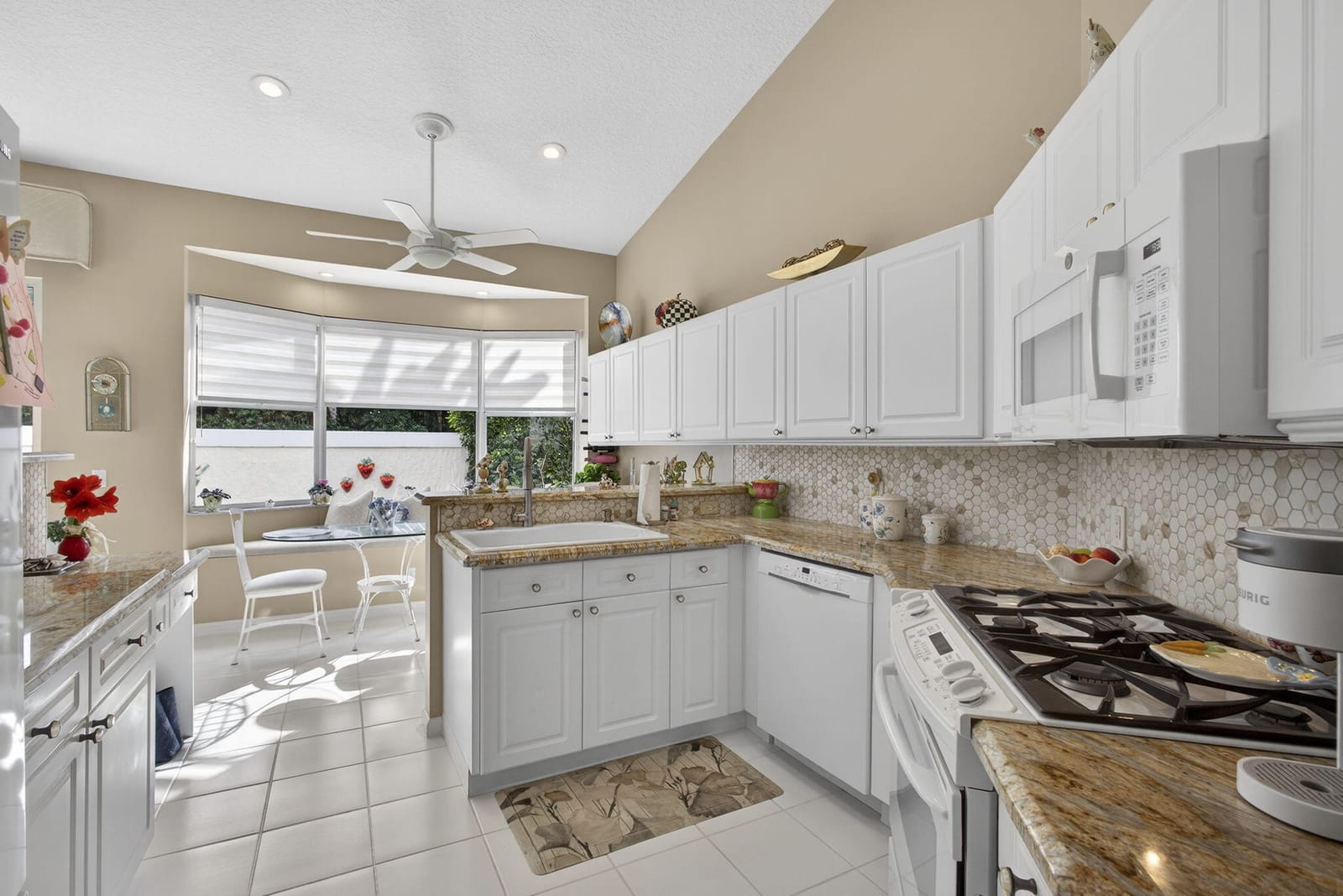 8184 Sandpiper Way, West Palm Beach, FL 33412 photo 11