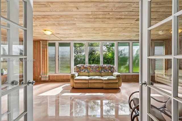 3039 Sunrise Boulevard, Fort Pierce, FL 34982