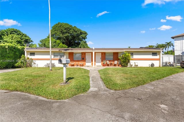 9041 SW 42nd Street, Miami, FL 33165