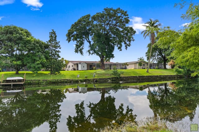 821 NW 42ND Avenue, Coconut Creek, FL 33066