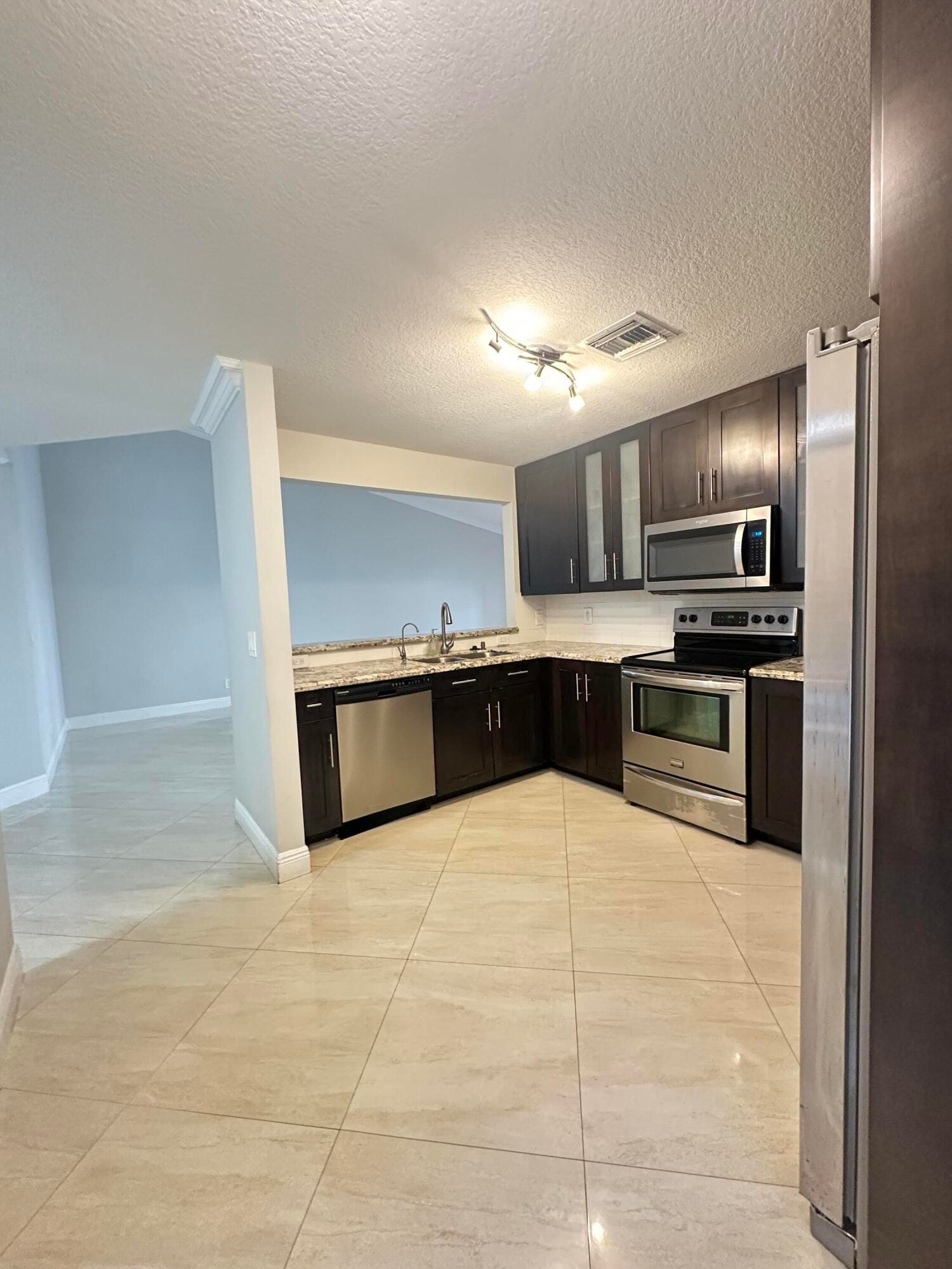 1238 NW 51ST Way 1238 — photo 8