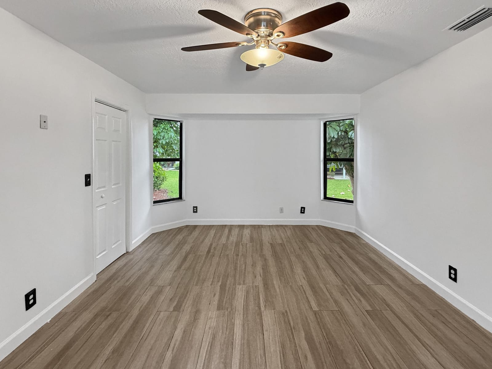 102 Valencia Street, Royal Palm Beach, FL 33411 photo 14