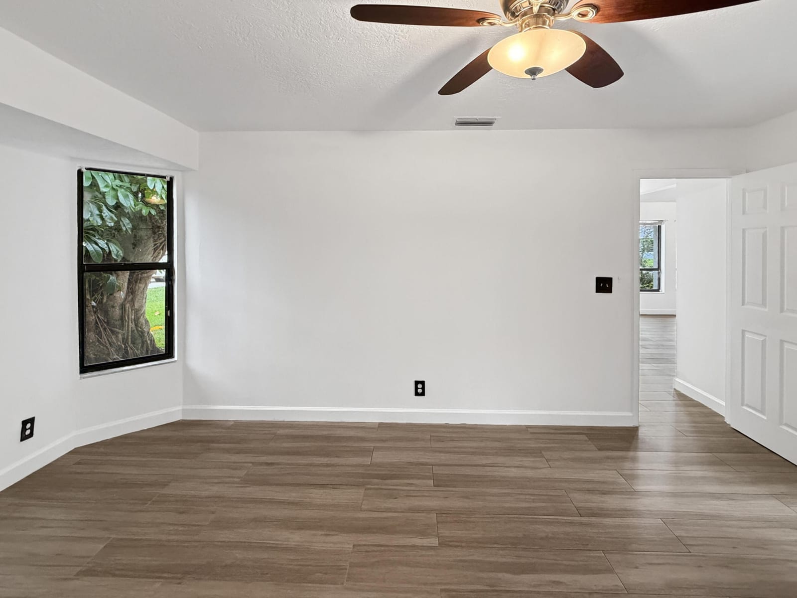 102 Valencia Street, Royal Palm Beach, FL 33411 photo 15