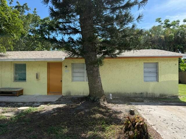 4935 Gulfstream Road, Lake Worth, FL 33461