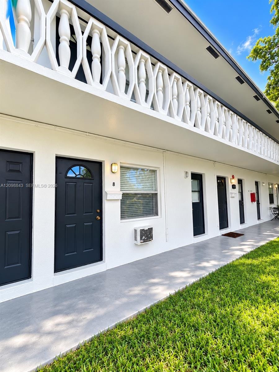 101 SE 9th Street 8, Hallandale Beach, FL 33009 photo 13