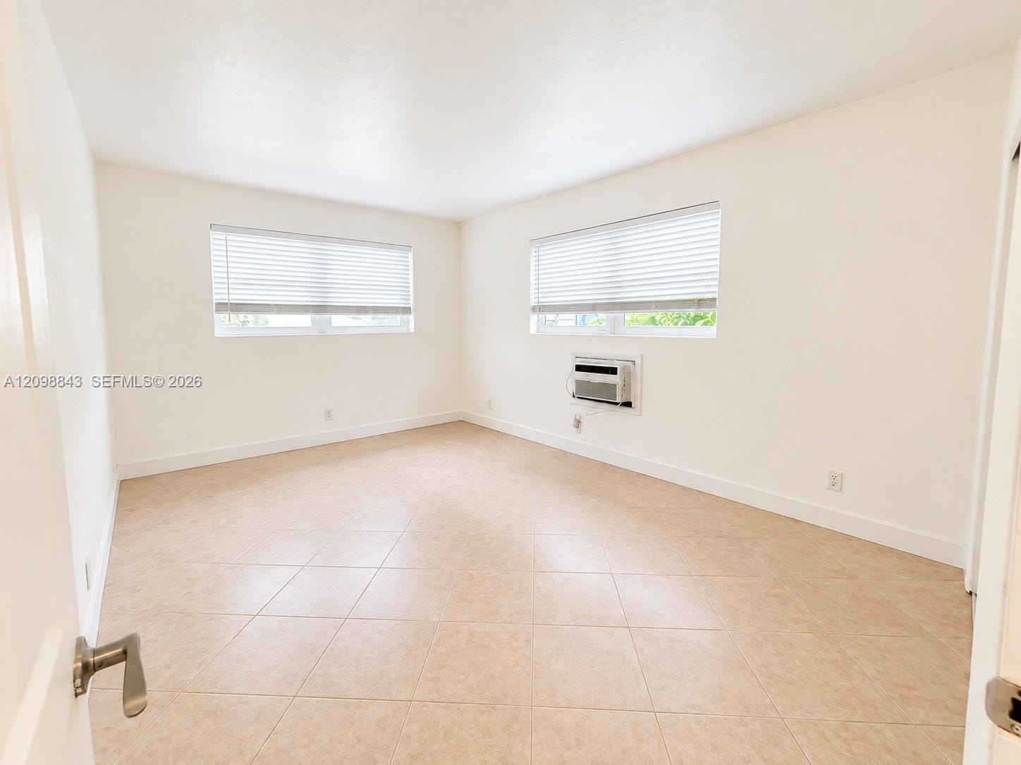 101 SE 9th Street 8, Hallandale Beach, FL 33009 photo 6