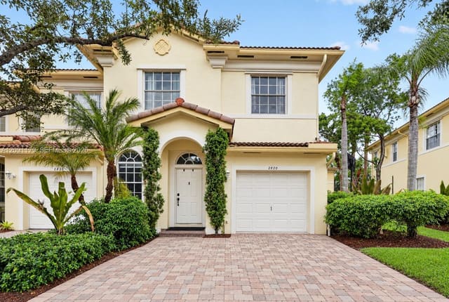 2820 SW 84th Terrace 105, Miramar, FL 33025