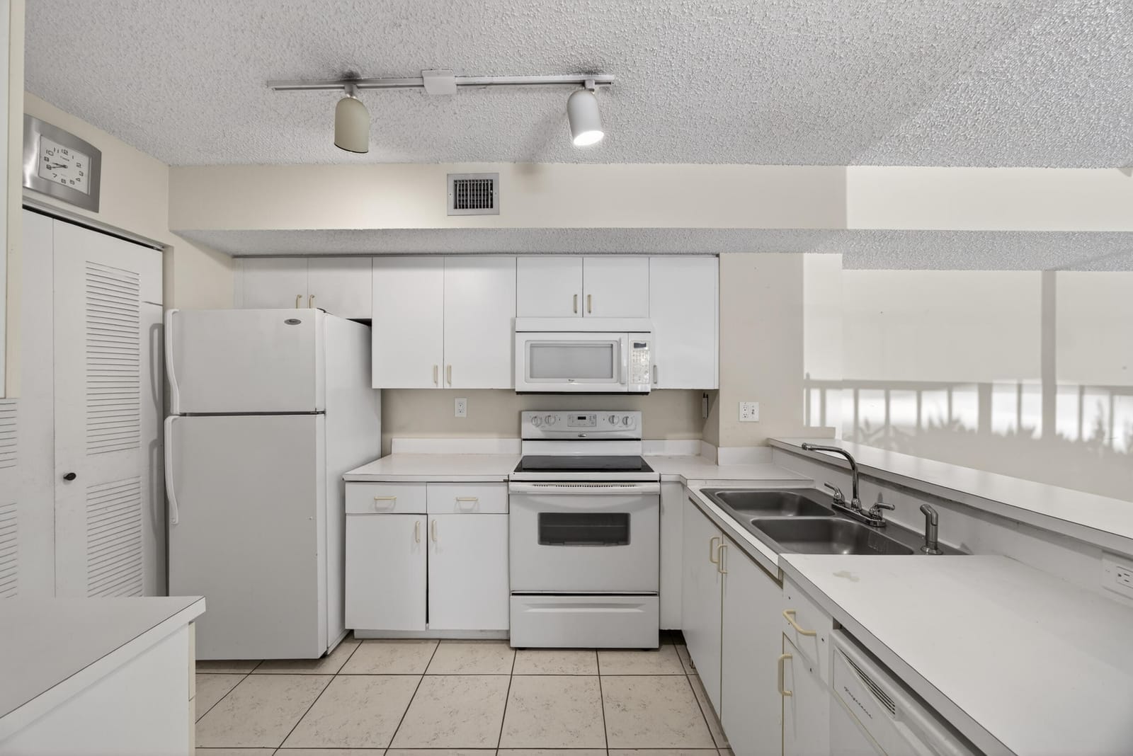 3844 LYONS Road 101-4, Coconut Creek, FL 33073 photo 18
