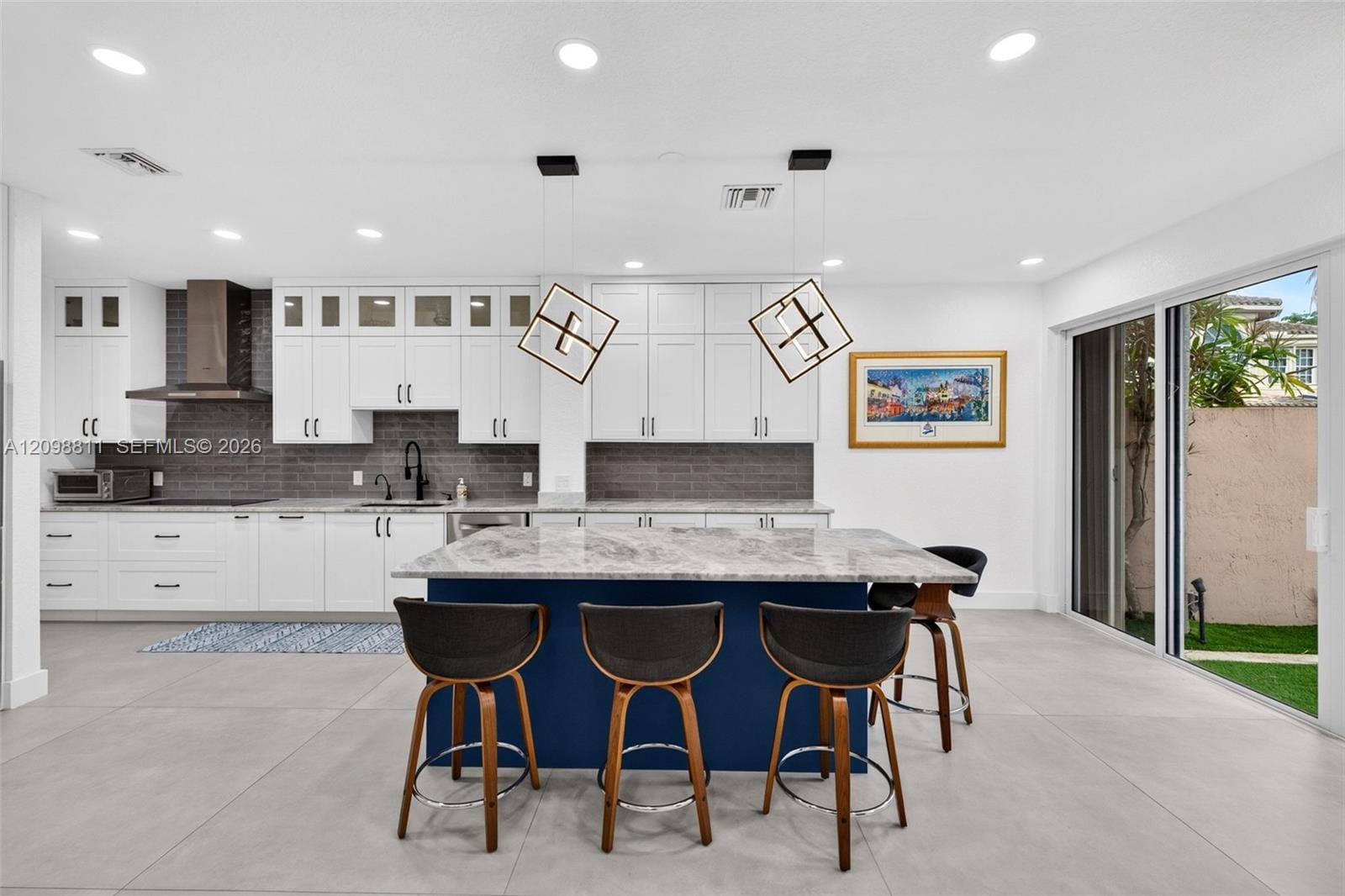 200 NE 14th Avenue 6, Fort Lauderdale, FL 33301