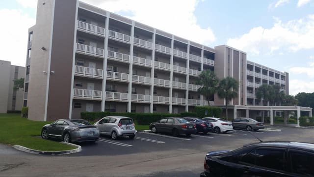 8720 Shadow Wood Boulevard 308, Coral Springs, FL 33071