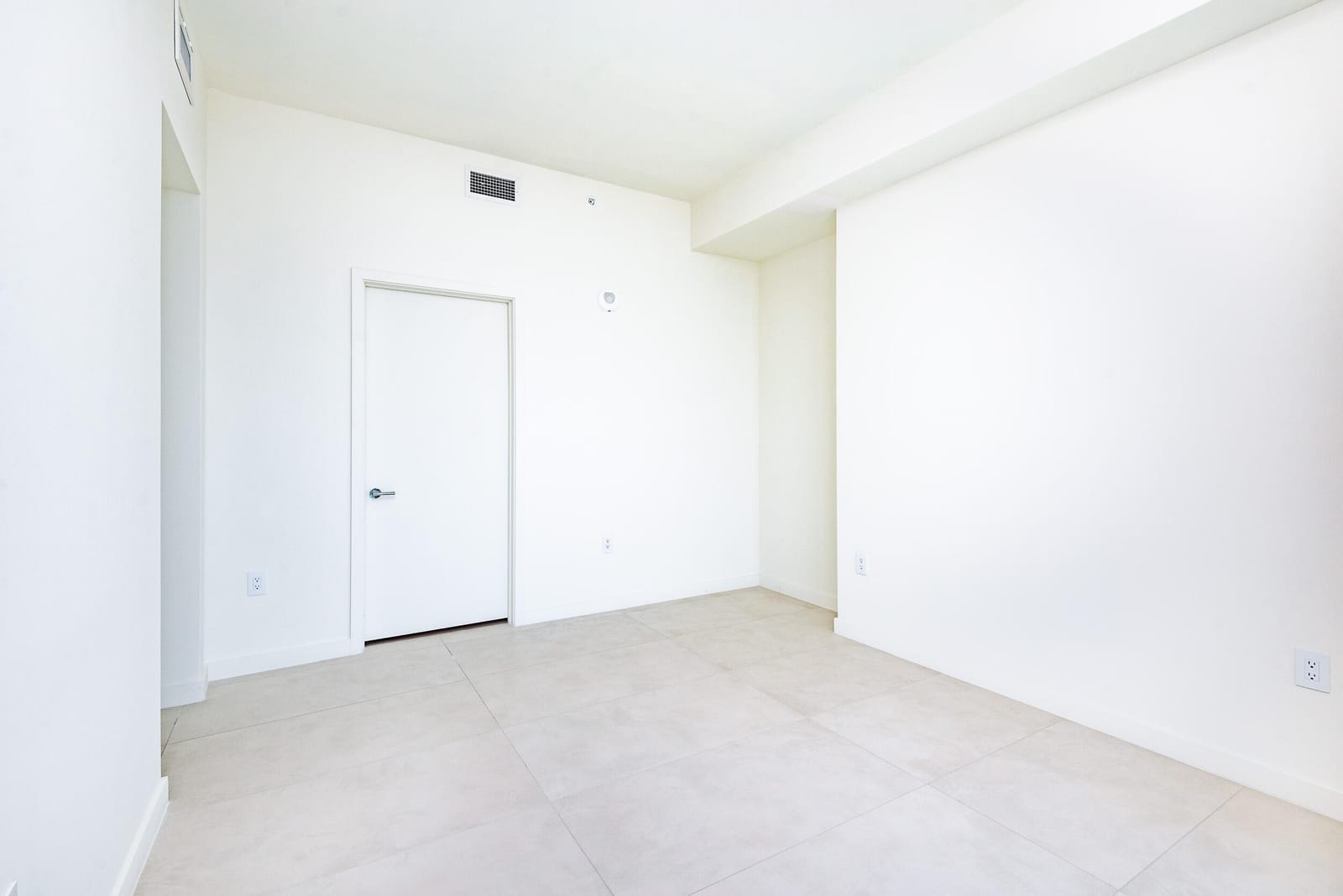 1400 Biscayne Boulevard 901, Miami, FL 33132 photo 13