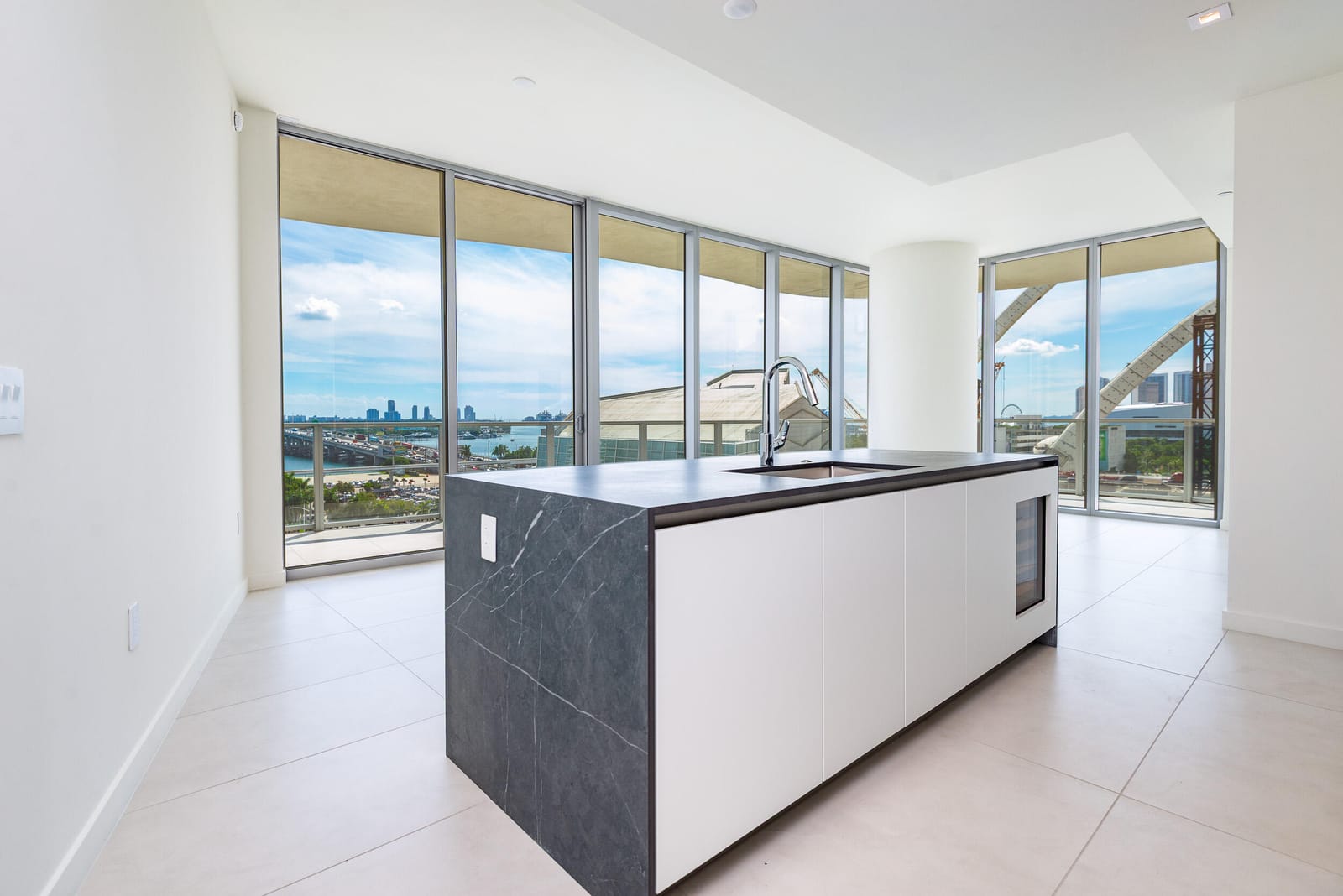 1400 Biscayne Boulevard 901, Miami, FL 33132 photo 3