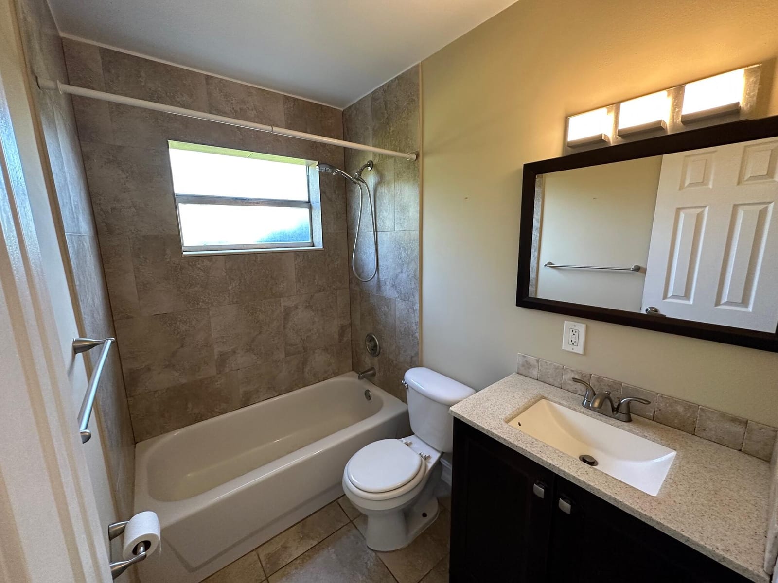 3 SW HIDEAWAY Place 15, Stuart, FL 34994 photo 8