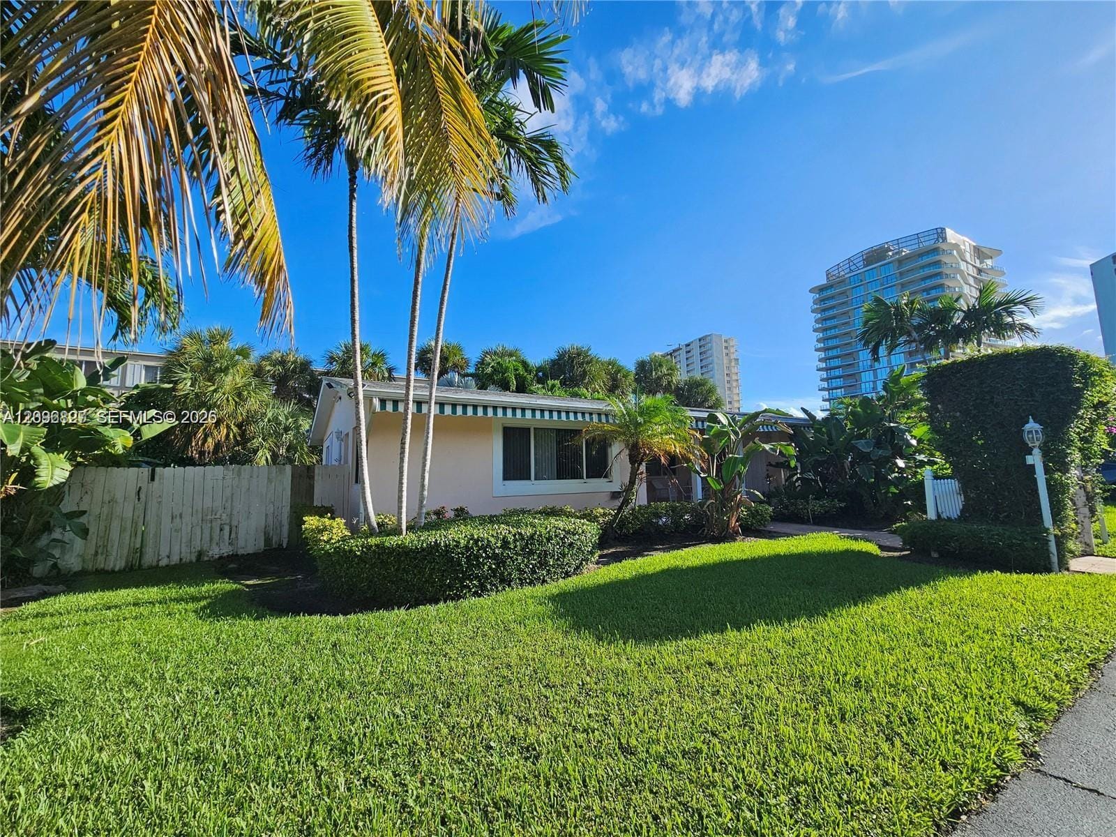 3221 NE 7th Place B, Pompano Beach, FL 33062 photo 16