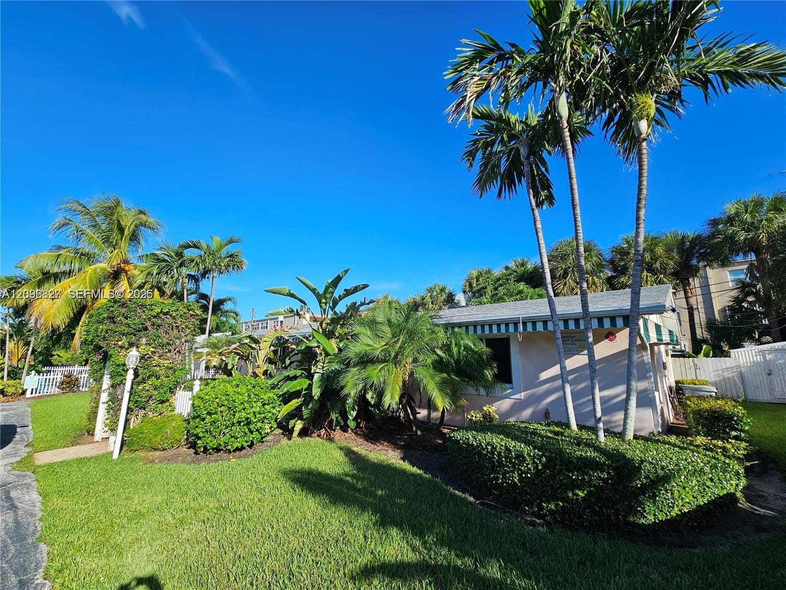 3221 NE 7th Place B, Pompano Beach, FL 33062 photo 17