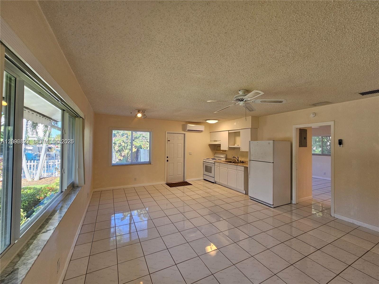 3221 NE 7th Place B, Pompano Beach, FL 33062 photo 6