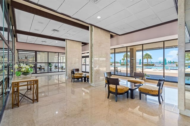 300 Bayview Drive 1710, Sunny Isles Beach, FL 33160