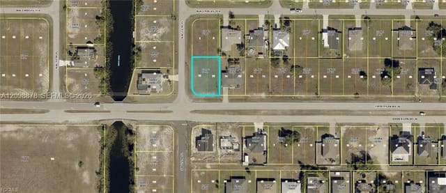 2911 Embers Parkway W, Cape Coral, FL 33993