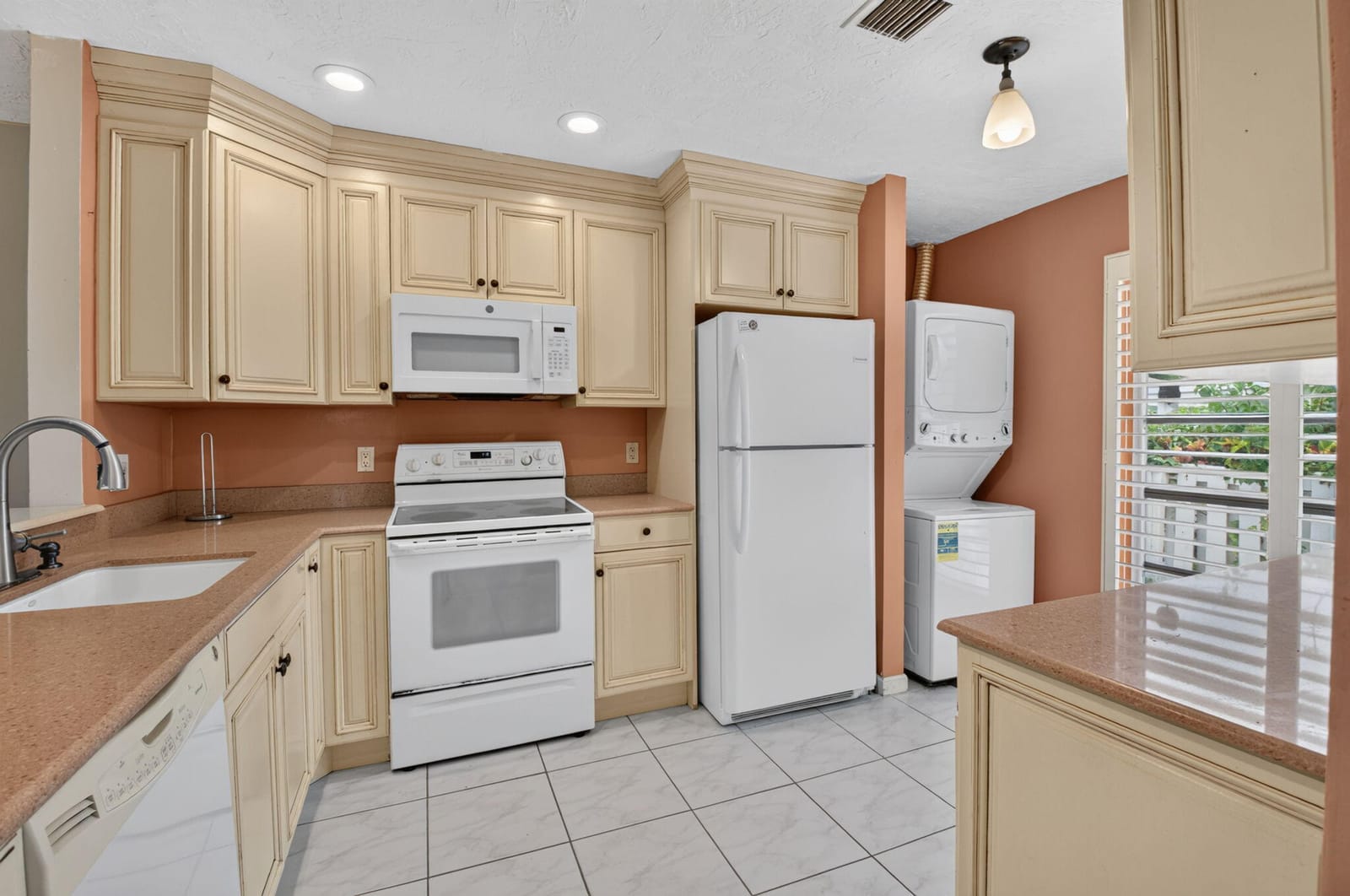 6789 MOONLIT Drive — photo 12