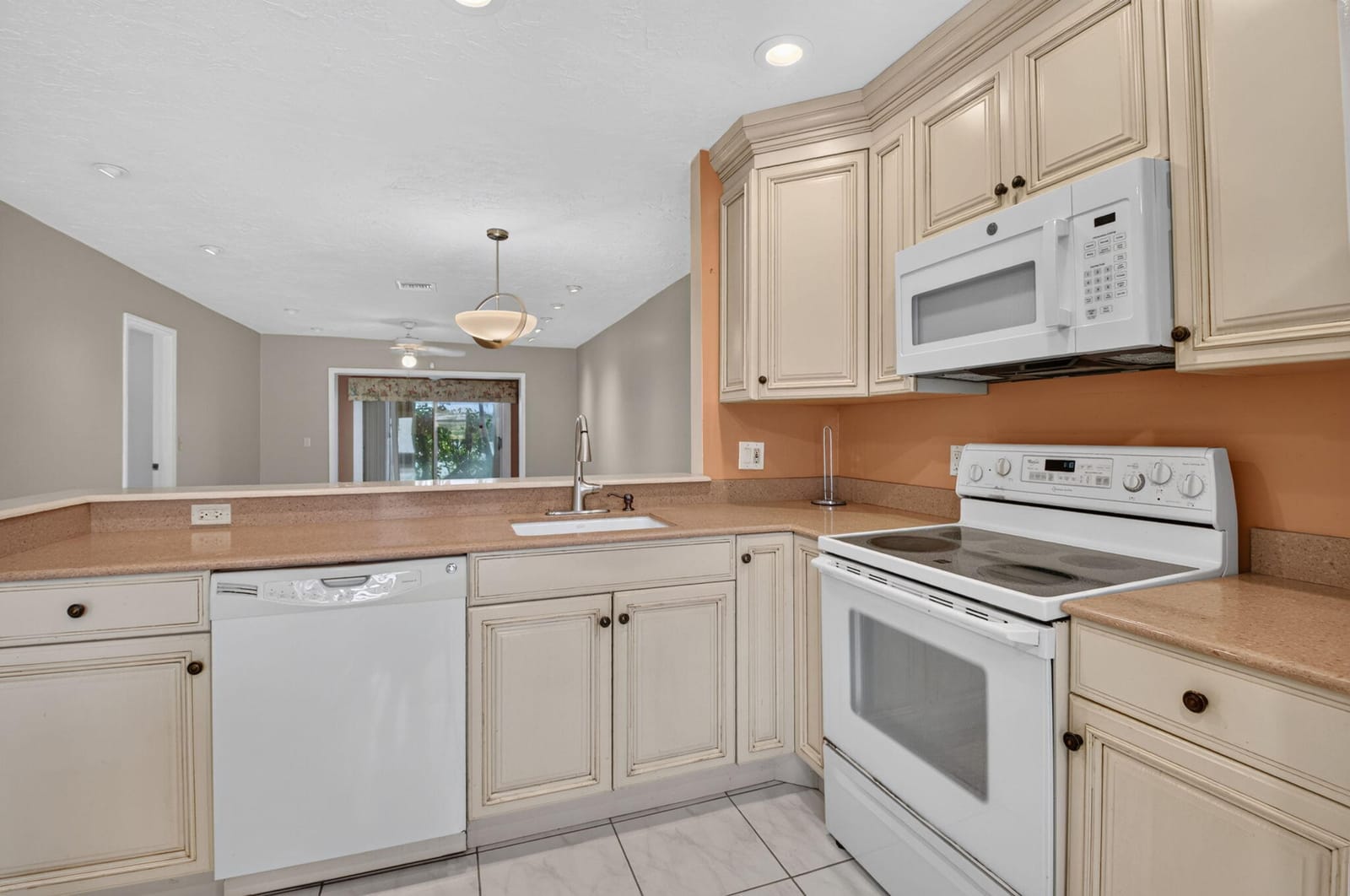 6789 MOONLIT Drive, Delray Beach, FL 33446 photo 14