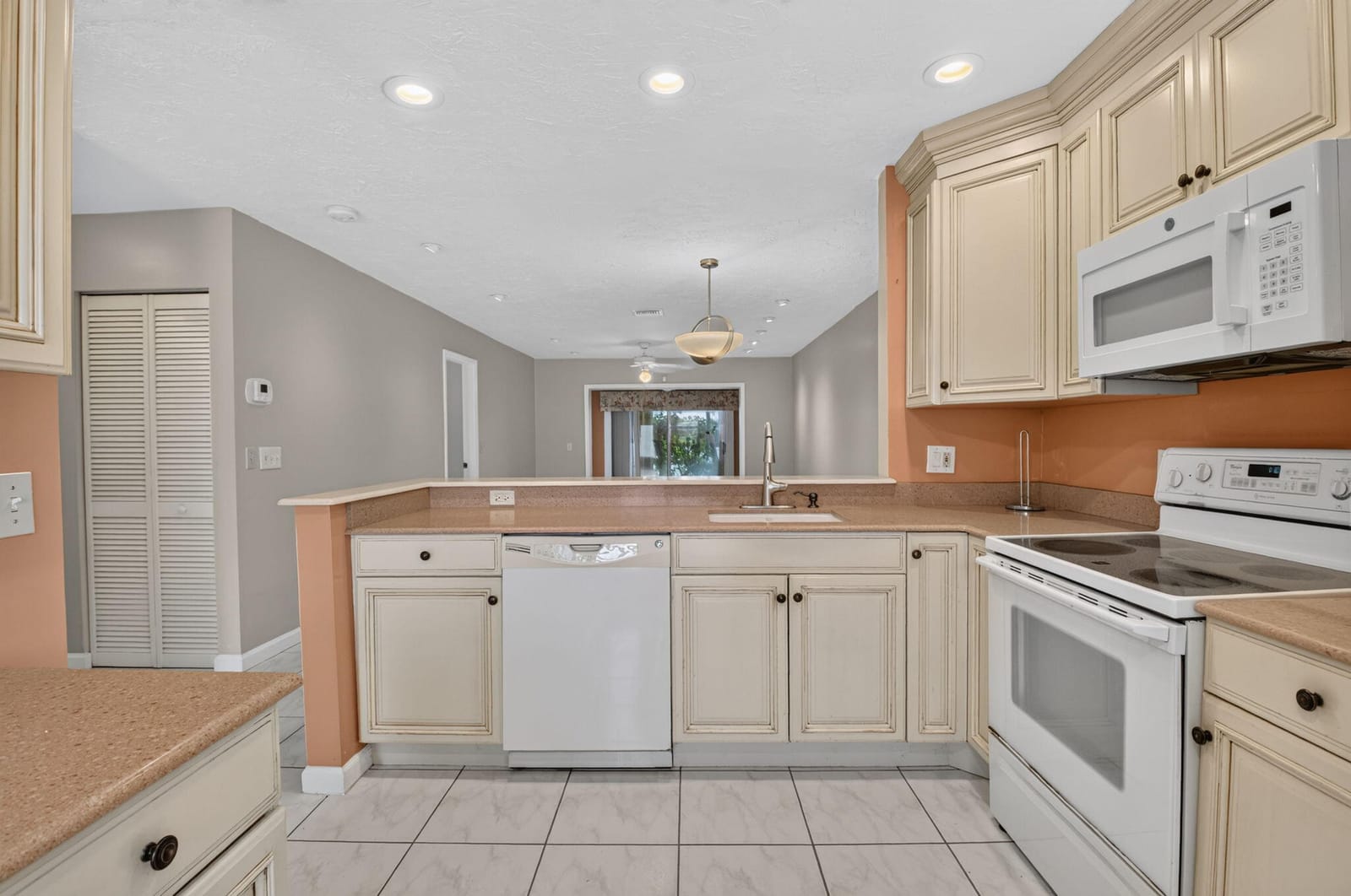 6789 MOONLIT Drive, Delray Beach, FL 33446 photo 16