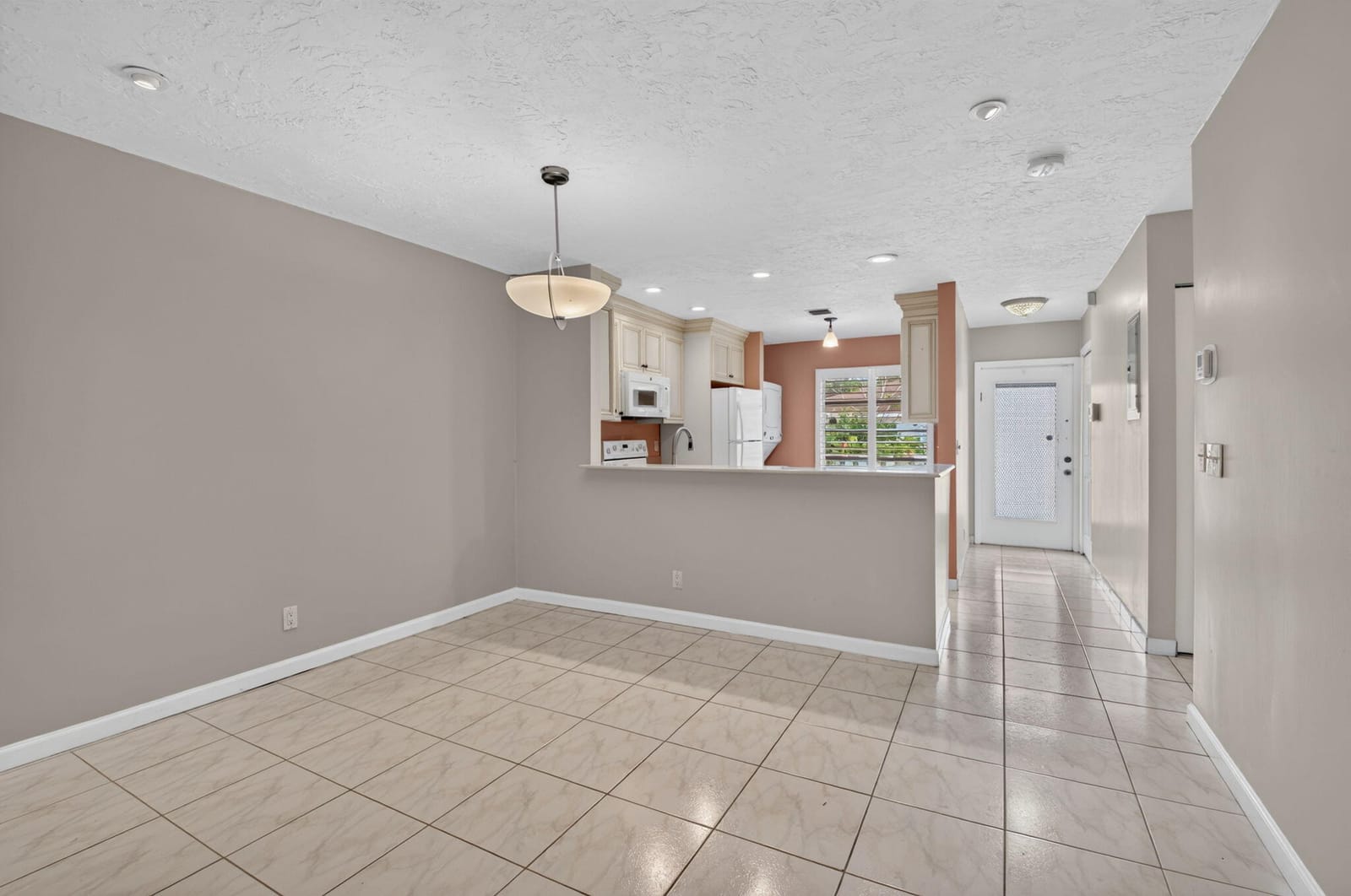 6789 MOONLIT Drive — photo 7