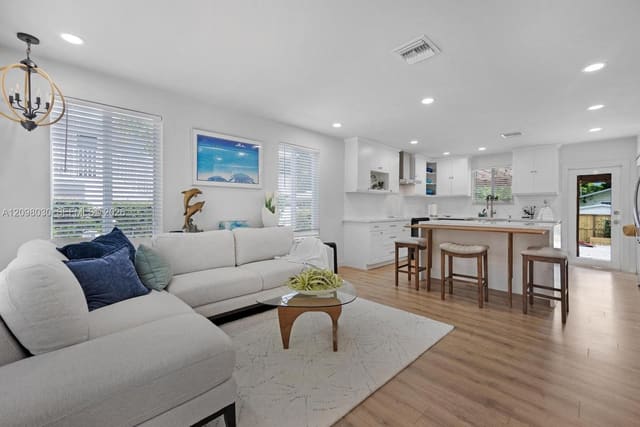 53 Bonefish Avenue, Largo Sound Park, Key Largo, FL